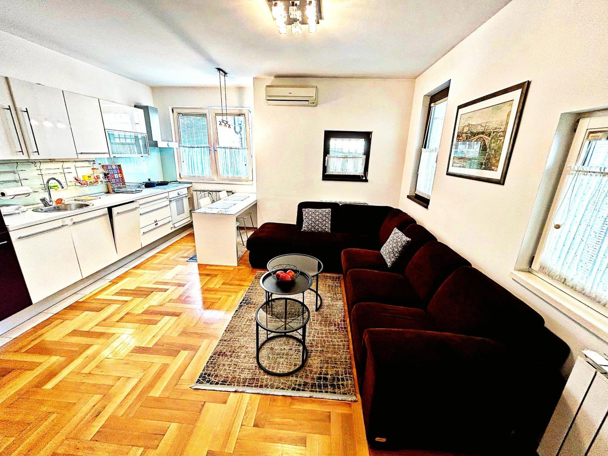 Luxapart Basca Old City Centar Free Parking SJJ Extérieur photo